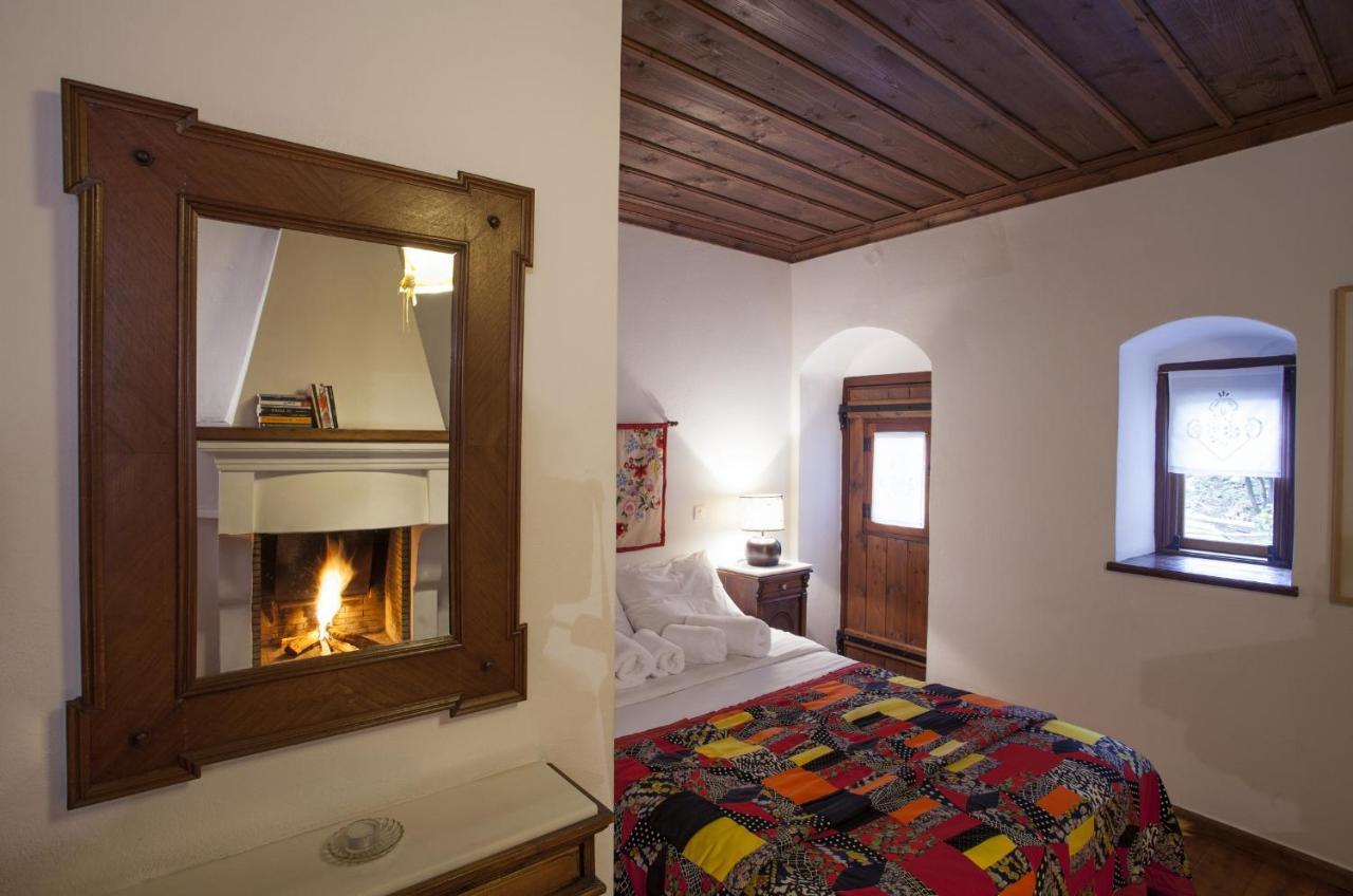 Mpelleiko Hotel Stemnitsa Bagian luar foto