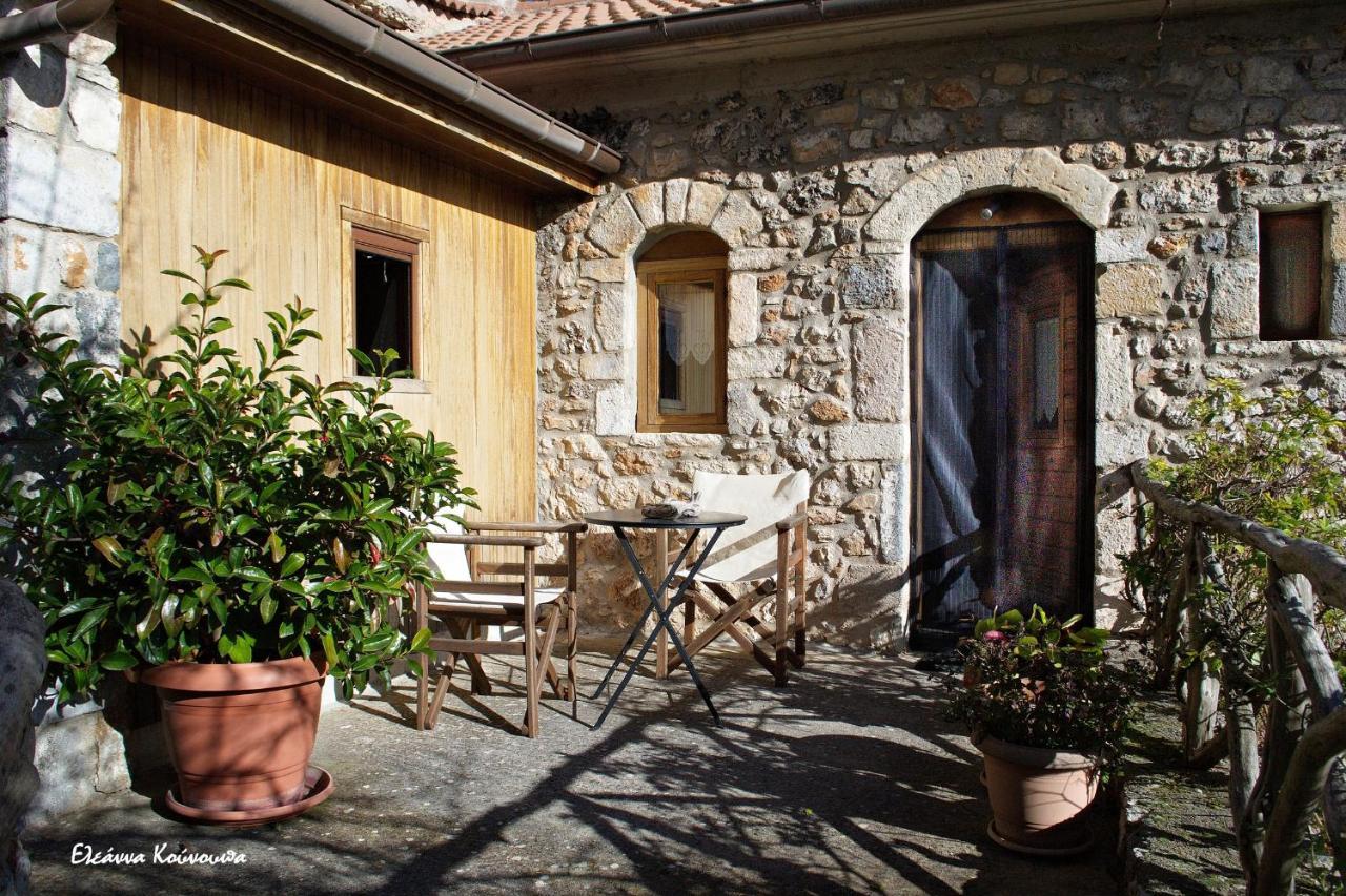 Mpelleiko Hotel Stemnitsa Bagian luar foto