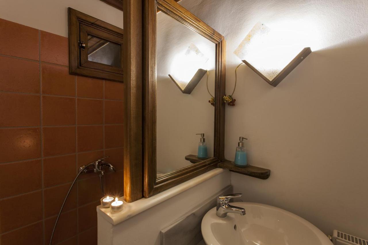 Mpelleiko Hotel Stemnitsa Bagian luar foto