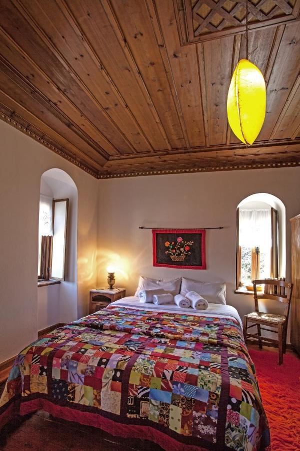 Mpelleiko Hotel Stemnitsa Bagian luar foto
